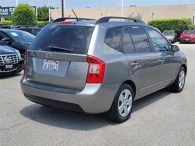 2009 Kia Rondo