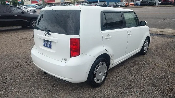 2010 Scion xB
