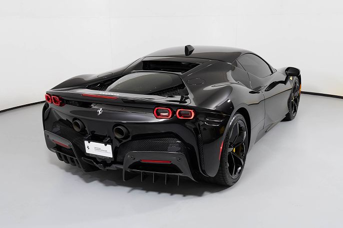 2023 Ferrari SF90