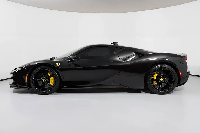 2023 Ferrari SF90