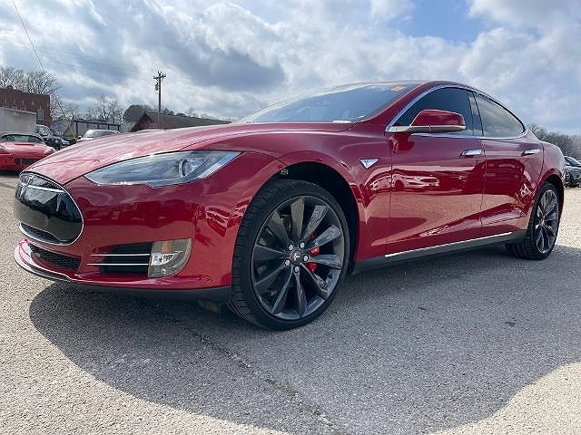 2015 Tesla Model S 85D image 3
