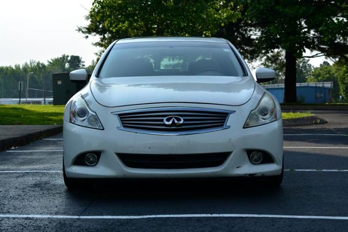2015 Infiniti Q40