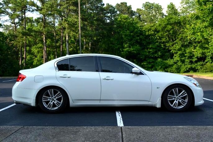 2015 Infiniti Q40