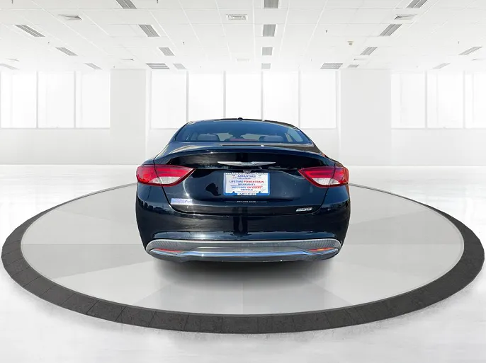 2015 Chrysler 200