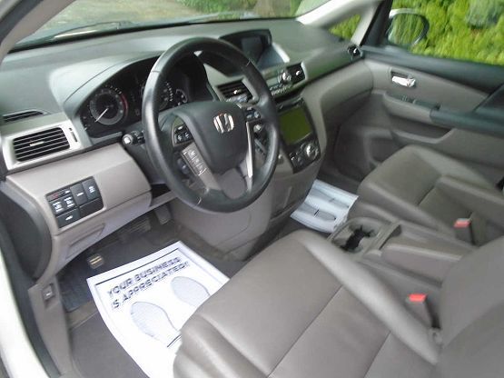 2014 Honda Odyssey EX-L photo 2