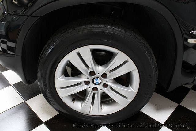 2005 BMW X5 4.4i image 35
