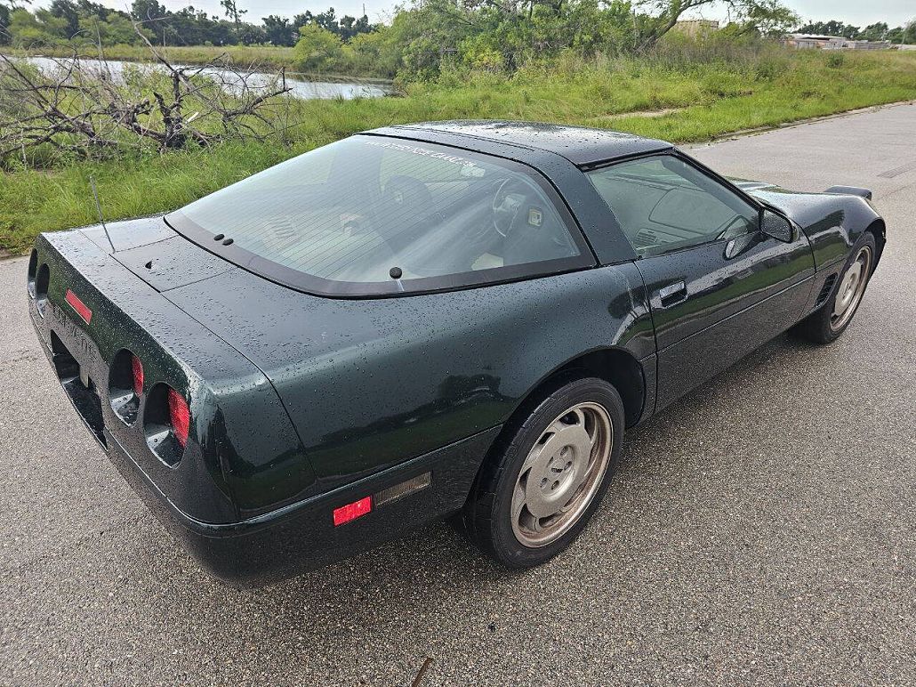 1995 Chevrolet Corvette Base image 5