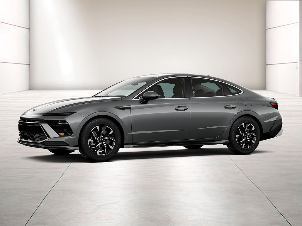 2024 Hyundai Sonata SEL image 1