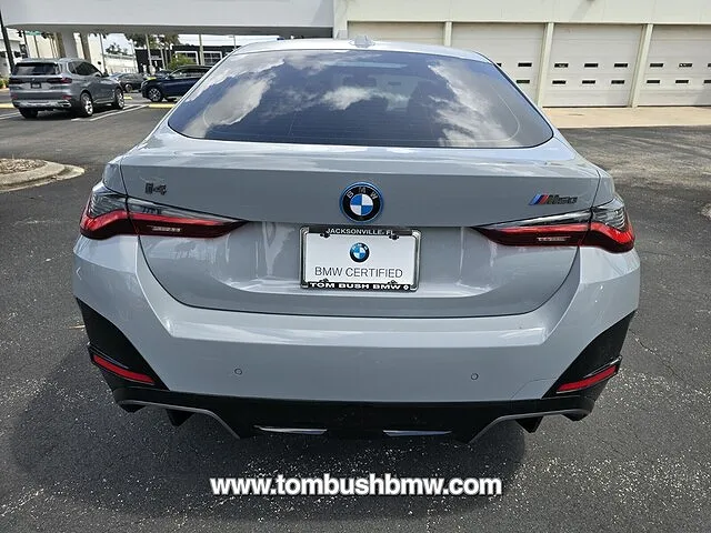 2024 BMW i4
