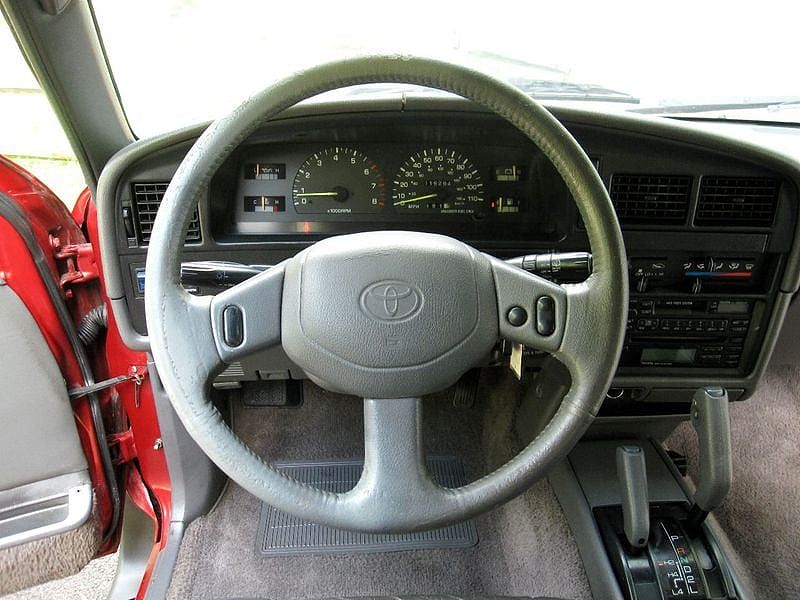 1994 Toyota 4Runner SR5 image 19