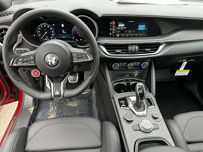2024 Alfa Romeo Stelvio