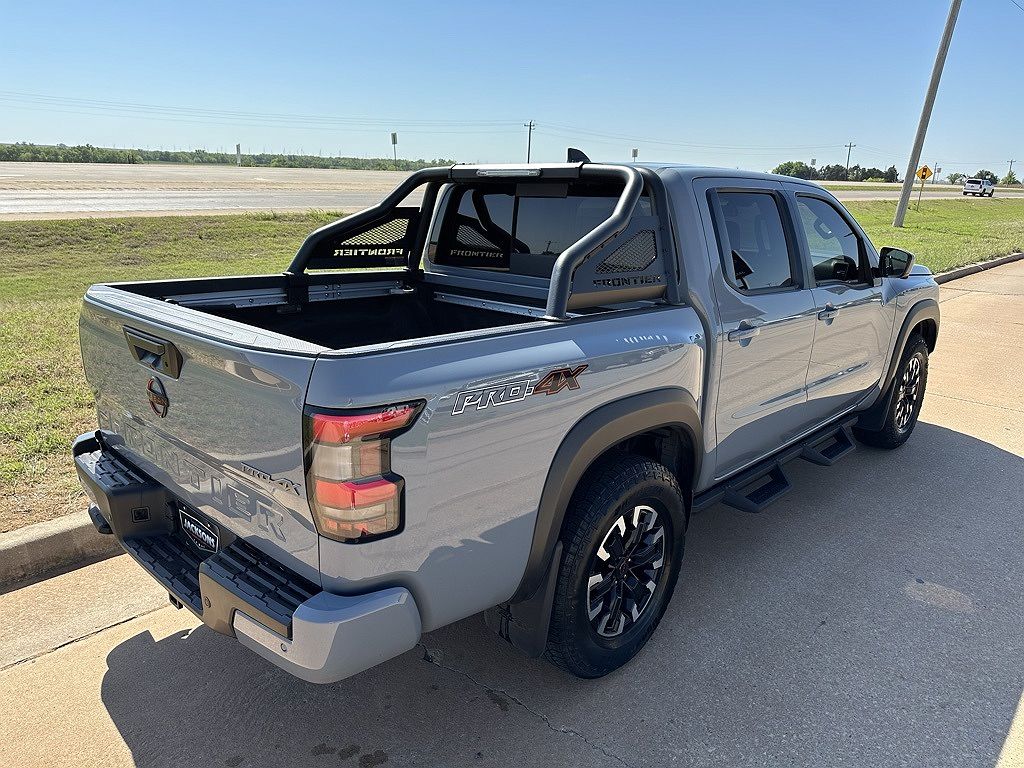 2023 Nissan Frontier PRO-4X image 3