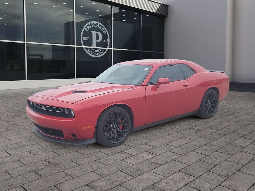 2018 Dodge Challenger R/T image 0