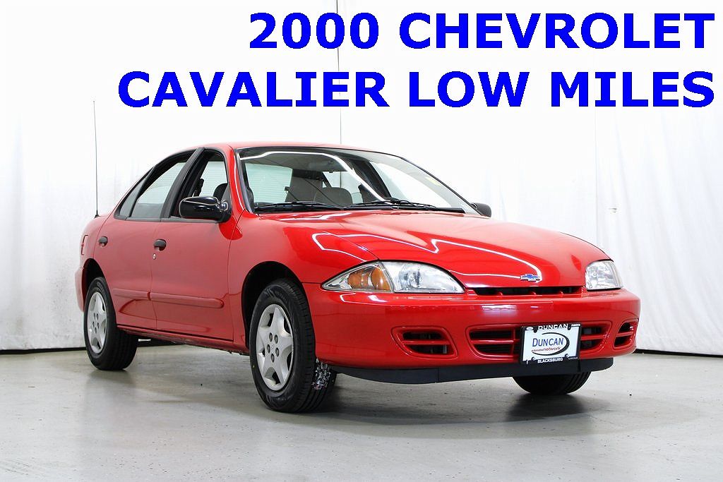 2000 Chevrolet Cavalier Base image 0