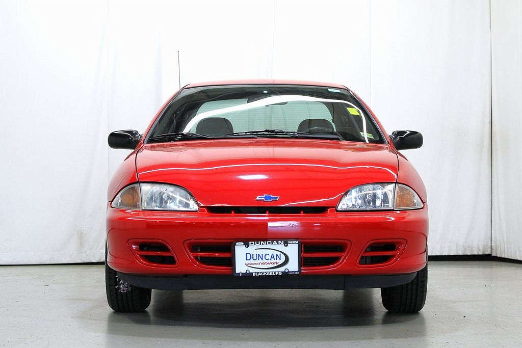 2000 Chevrolet Cavalier Base image 1