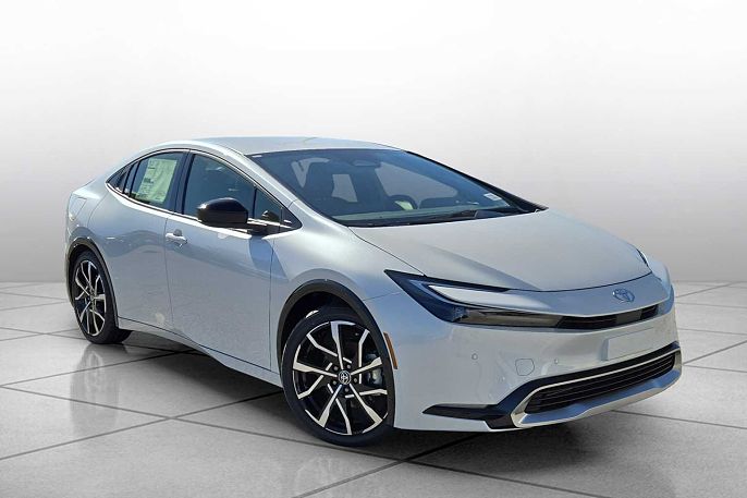 2026 Toyota Prius Plug-in