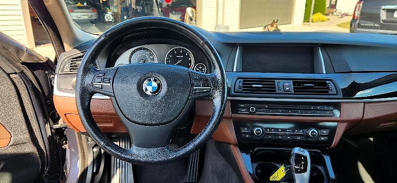 2014 BMW 5 Series 535i xDrive image 2
