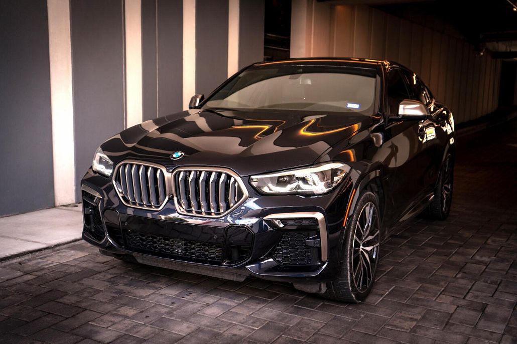 2023 BMW X6 M50i image 2