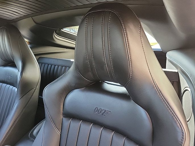 2021 Aston Martin V8 Vantage