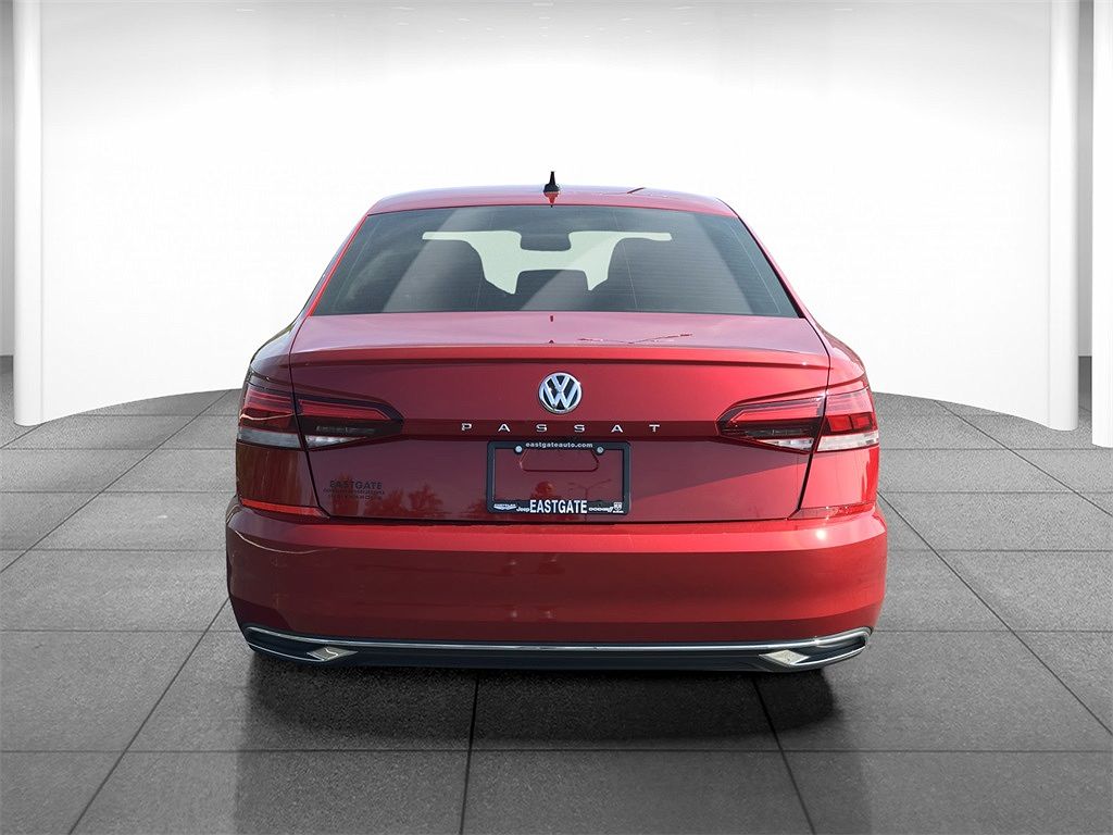 2021 Volkswagen Passat S image 5