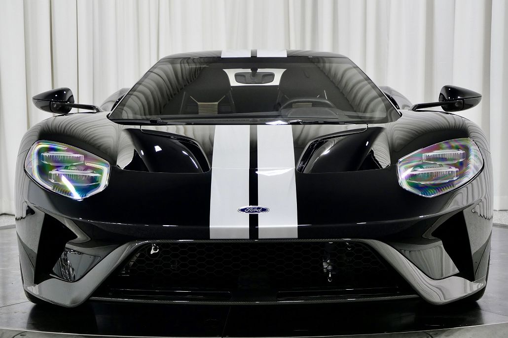 2018 Ford GT null image 2