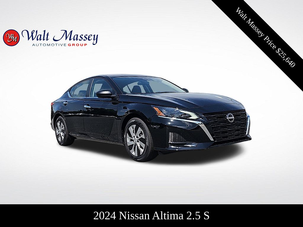 2024 Nissan Altima S image 1