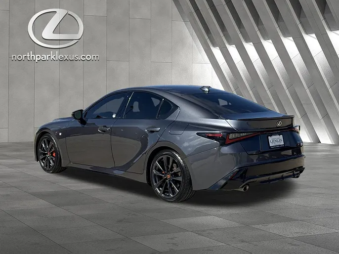 2023 Lexus IS