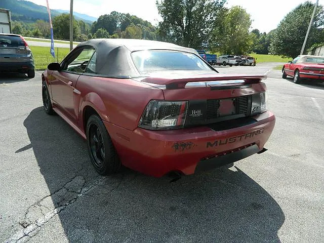 2002 Ford Mustang GT image 3