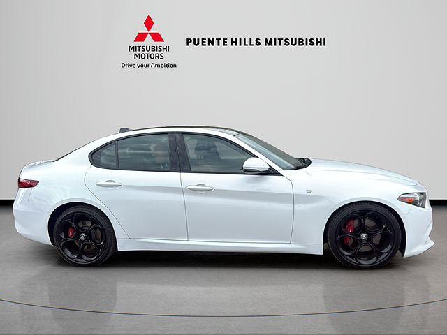 2022 Alfa Romeo Giulia