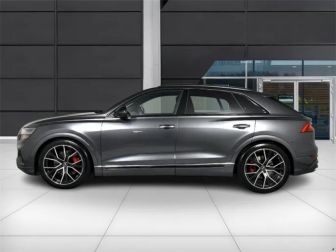 2022 Audi SQ8