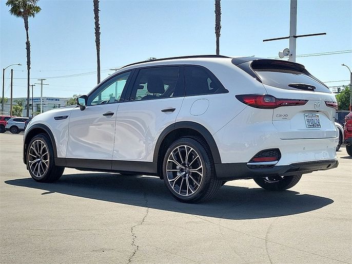2025 Mazda CX-70