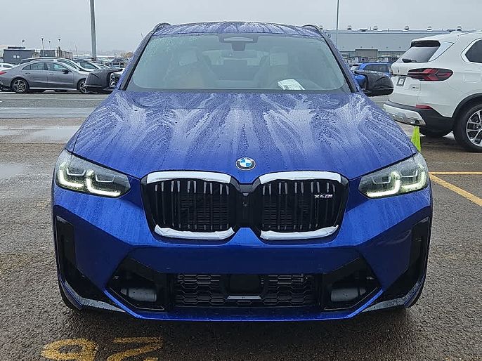 2025 BMW X4 M