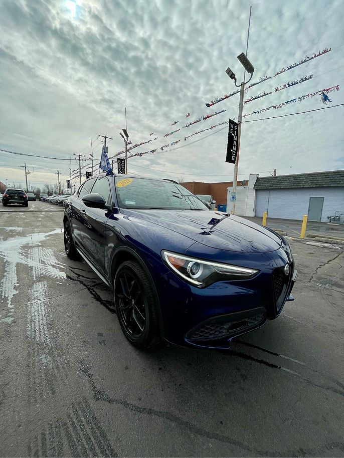 2021 Alfa Romeo Stelvio