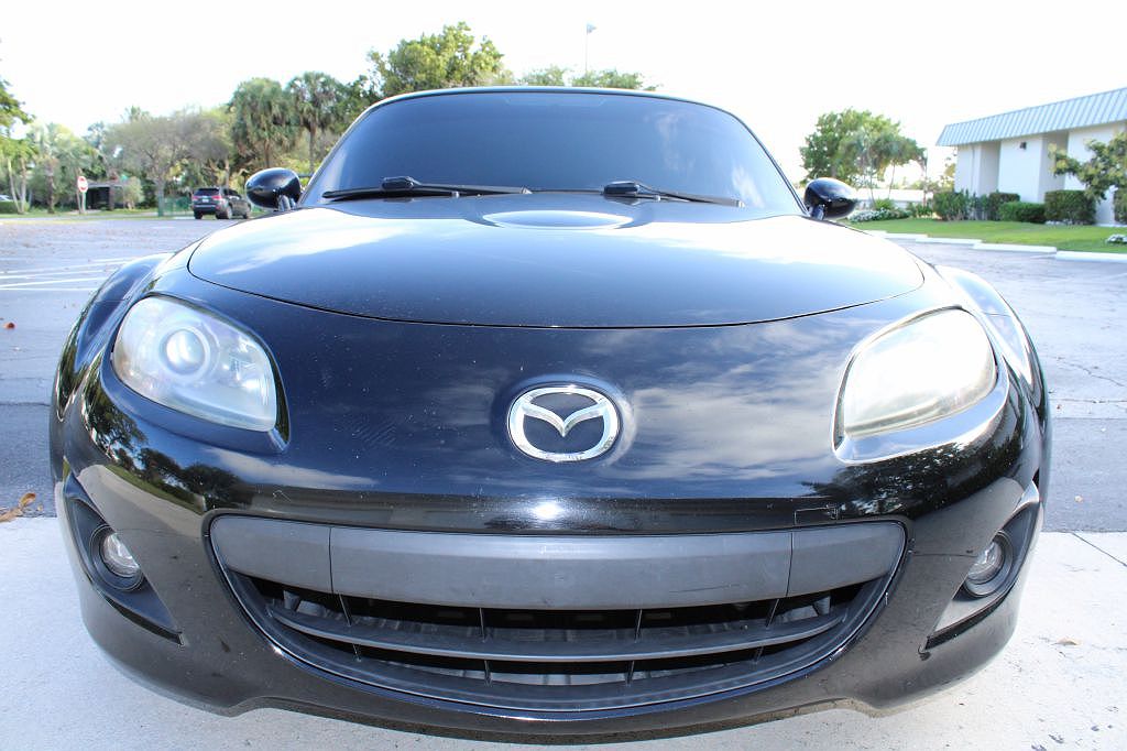 2009 Mazda Miata null image 3