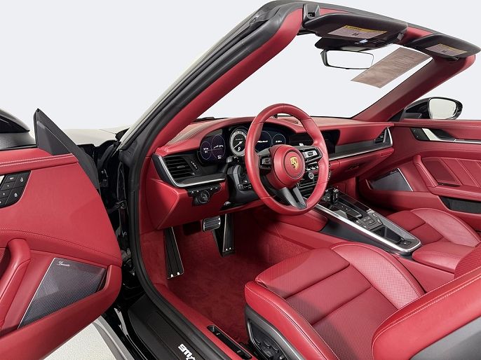 2023 Porsche 911