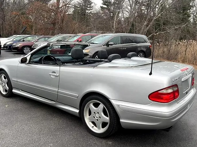 2000 Mercedes-Benz CLK