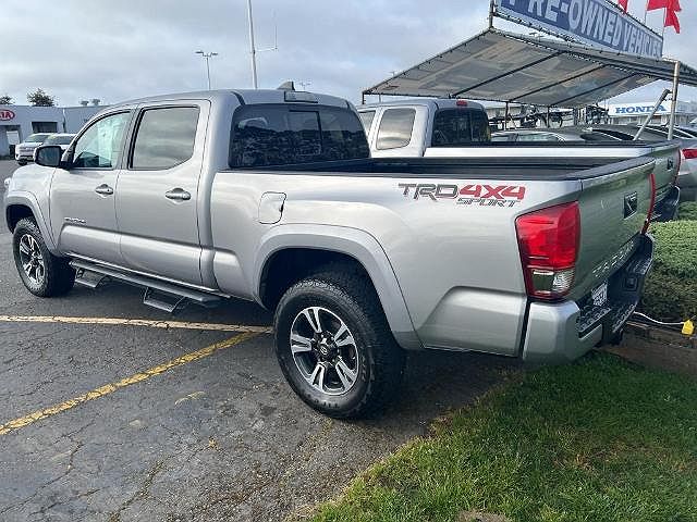 2017 Toyota Tacoma SR5 image 2