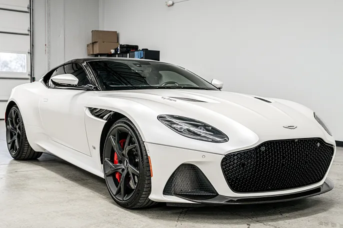 2019 Aston Martin DBS