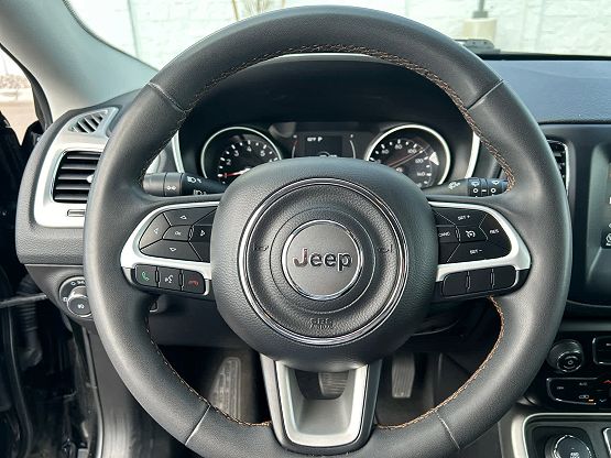 2021 Jeep Compass Latitude photo 10