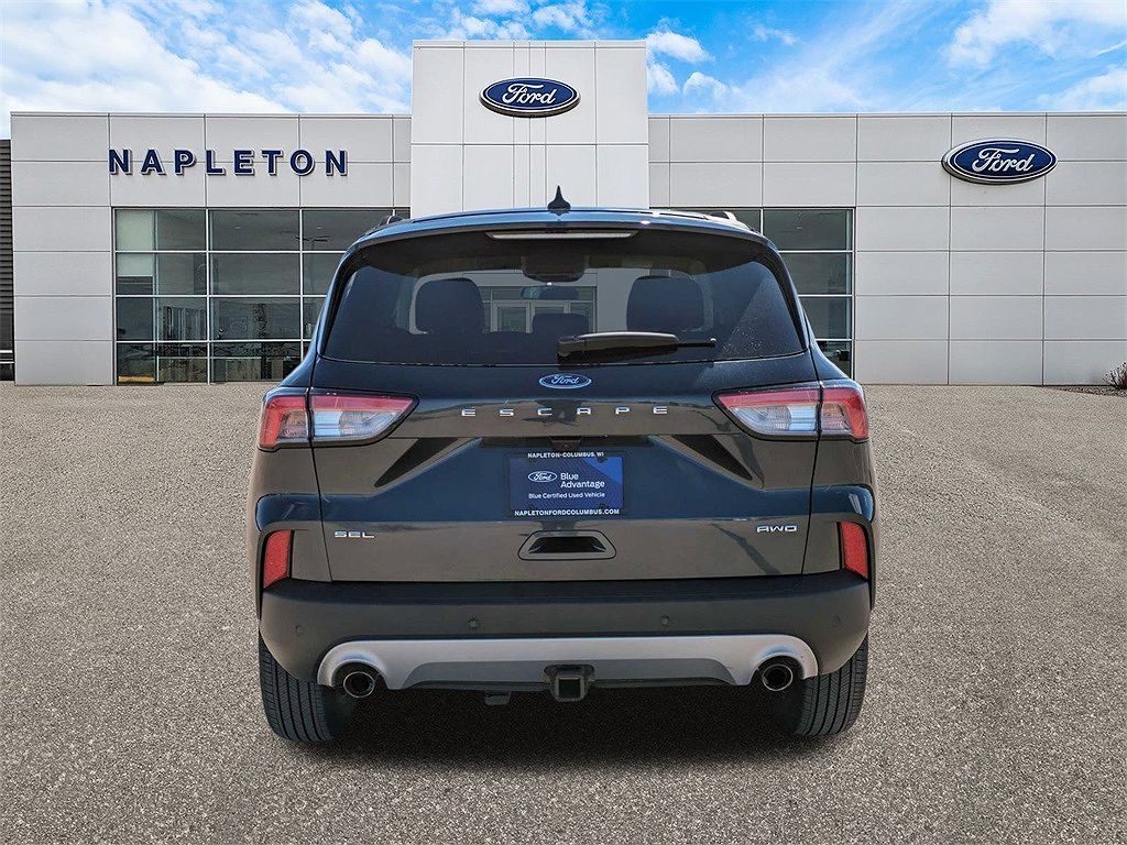 2022 Ford Escape SEL image 5