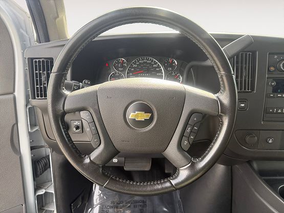 2021 Chevrolet Express Cargo Van photo 4