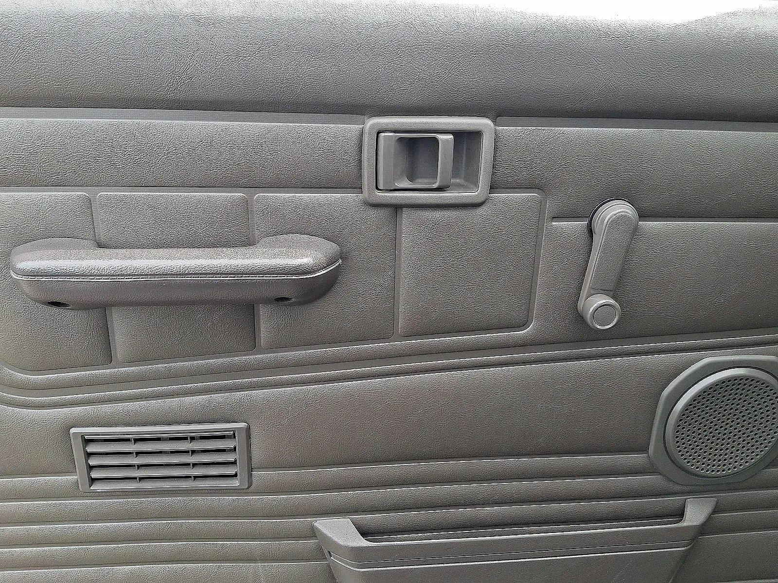 1991 Nissan Pickup
