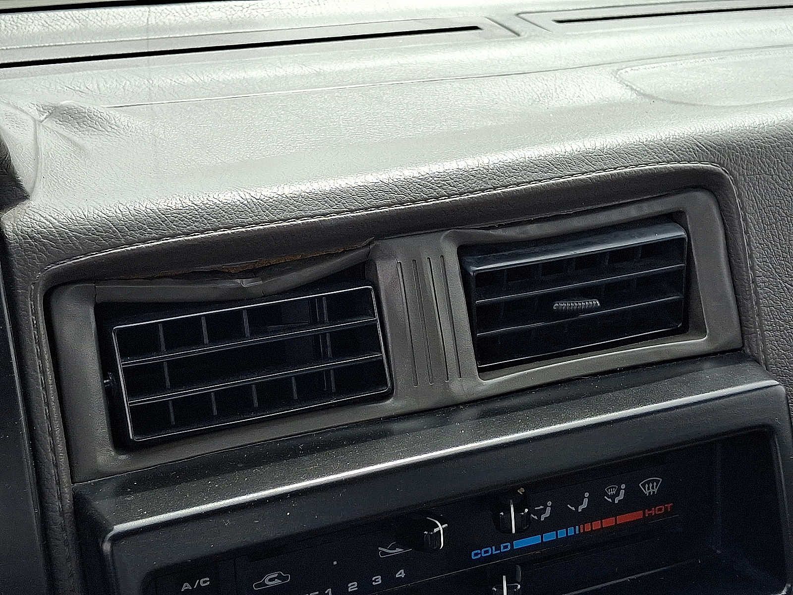 1991 Nissan Pickup