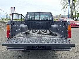 1991 Nissan Pickup