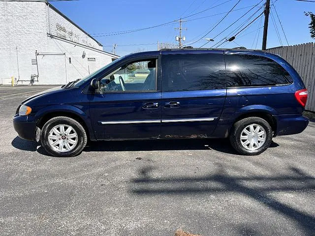 2006 Chrysler Town & Country