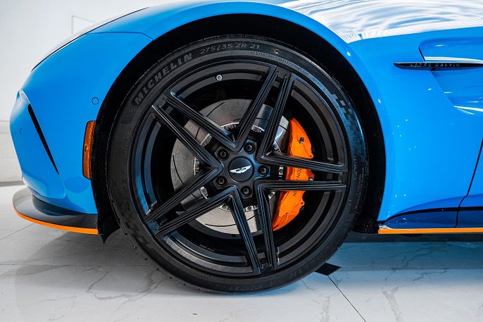 2025 Aston Martin V8 Vantage