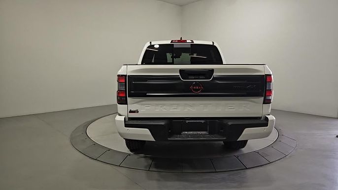2025 Nissan Frontier