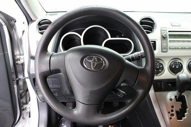 2010 Toyota Matrix S image 16