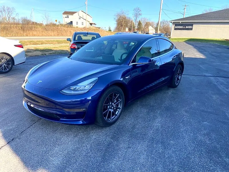 2018 Tesla Model 3 Long Range image 2