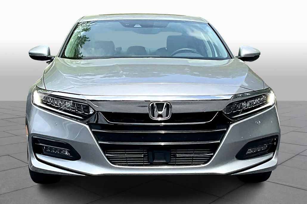 2020 Honda Accord Touring image 1